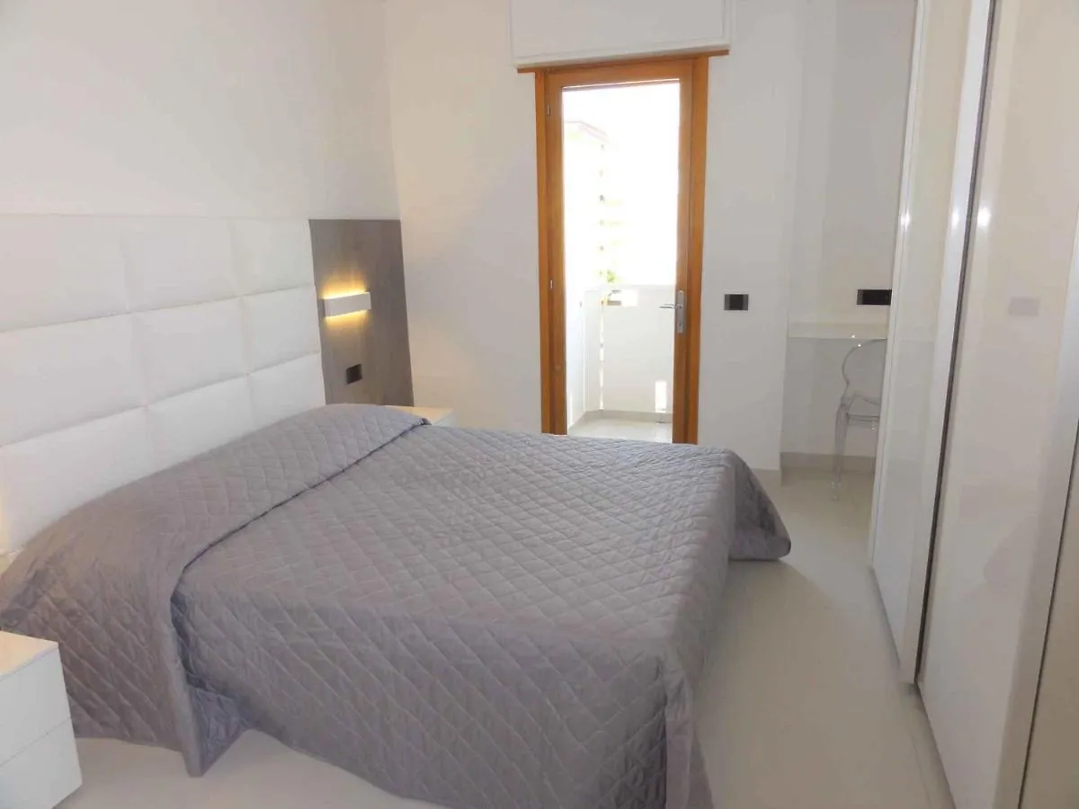 Apartments In Bibione 37119
