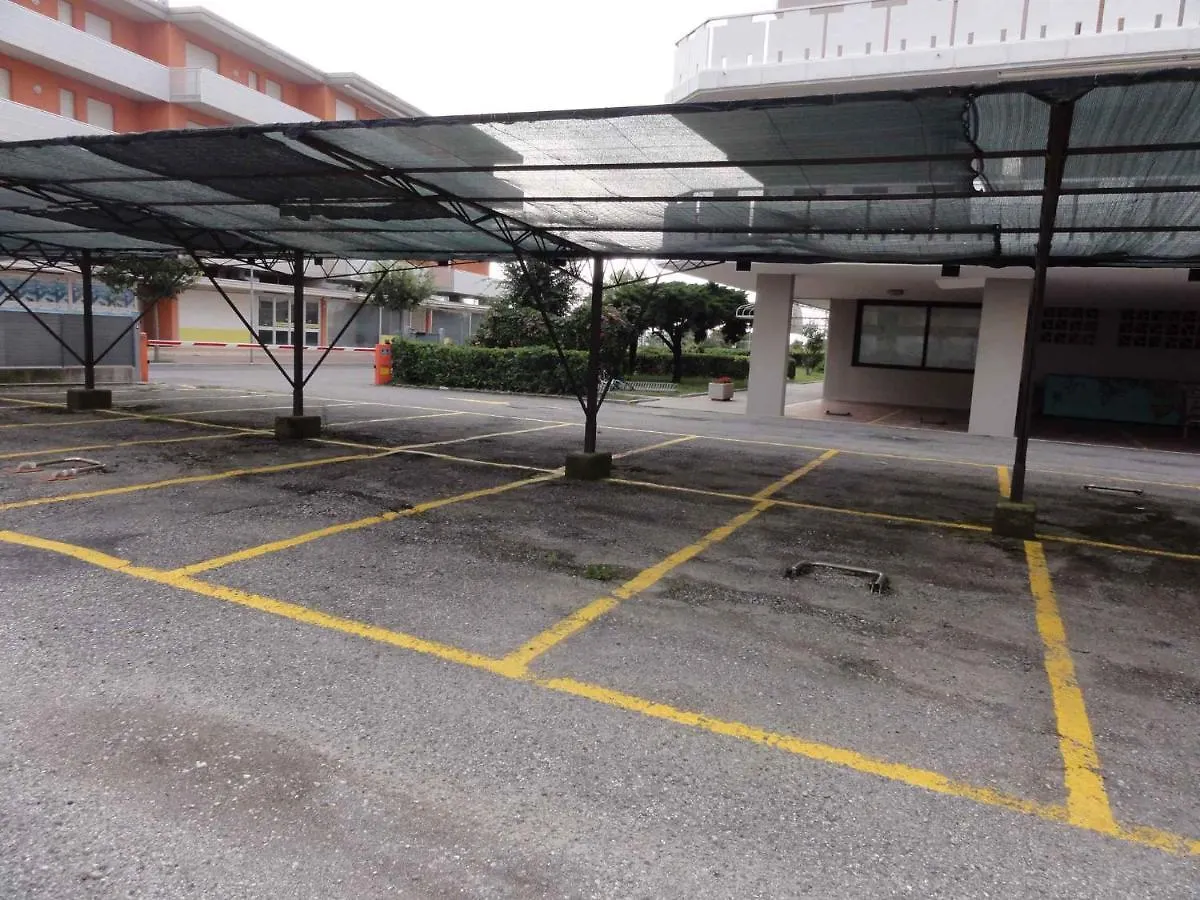 Apartments In Bibione 37119